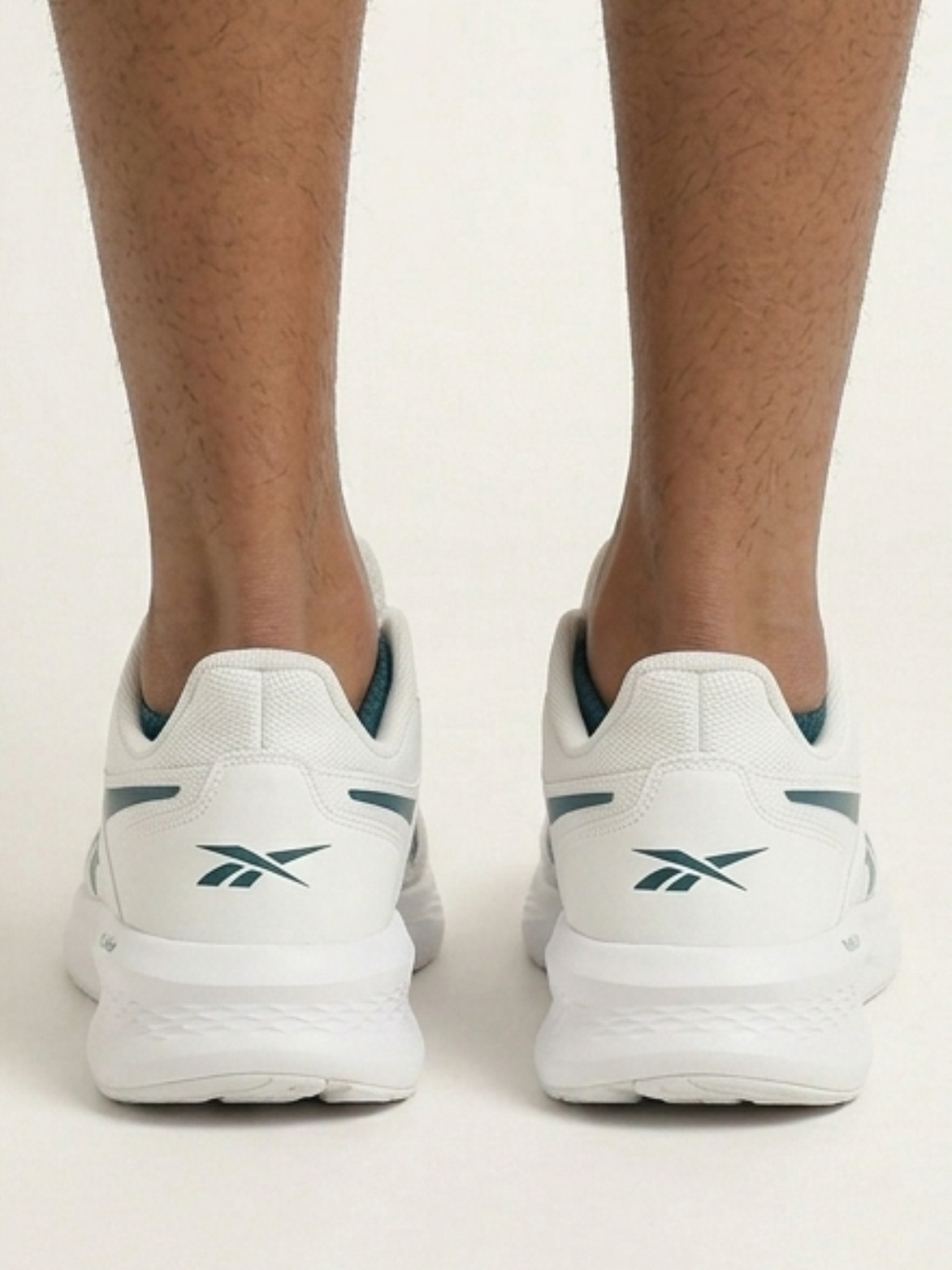 Energen Sky - Men White Running Shoes