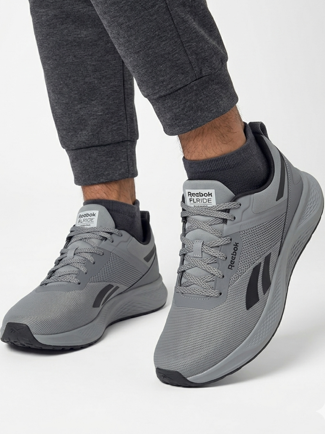 Supersonic M - Men Grey Running Shoes
