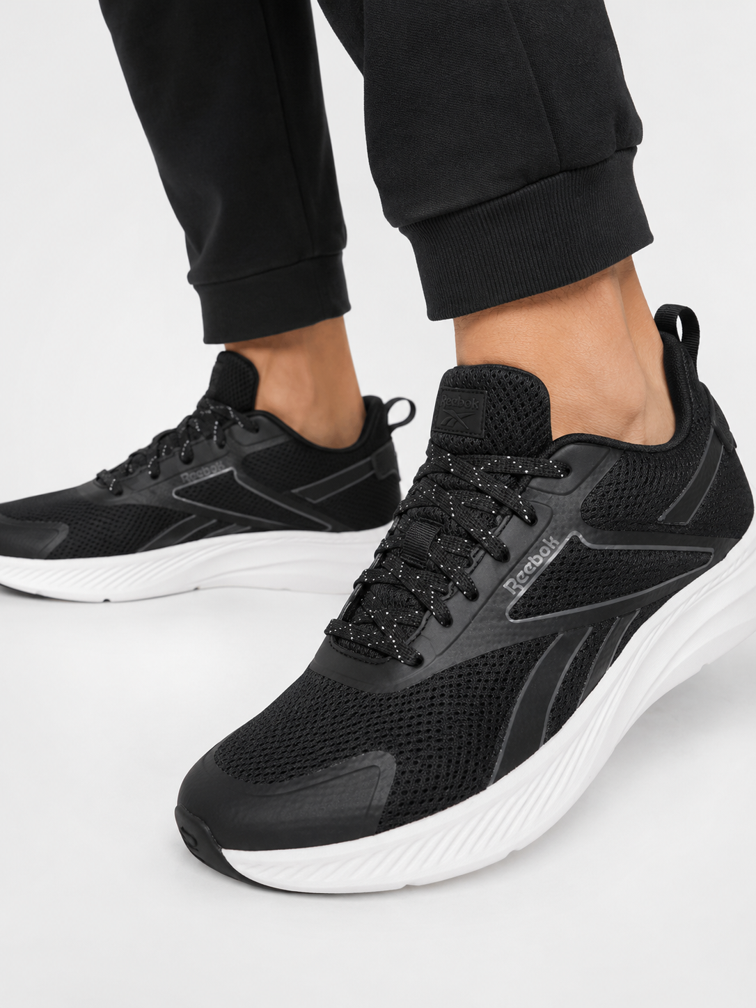Hydrolite Fluxor - Men Black Running Shoes