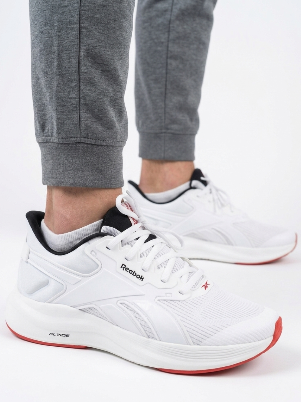 Reebok Gusto Runergy Rd Supreme M men's running shoes in white